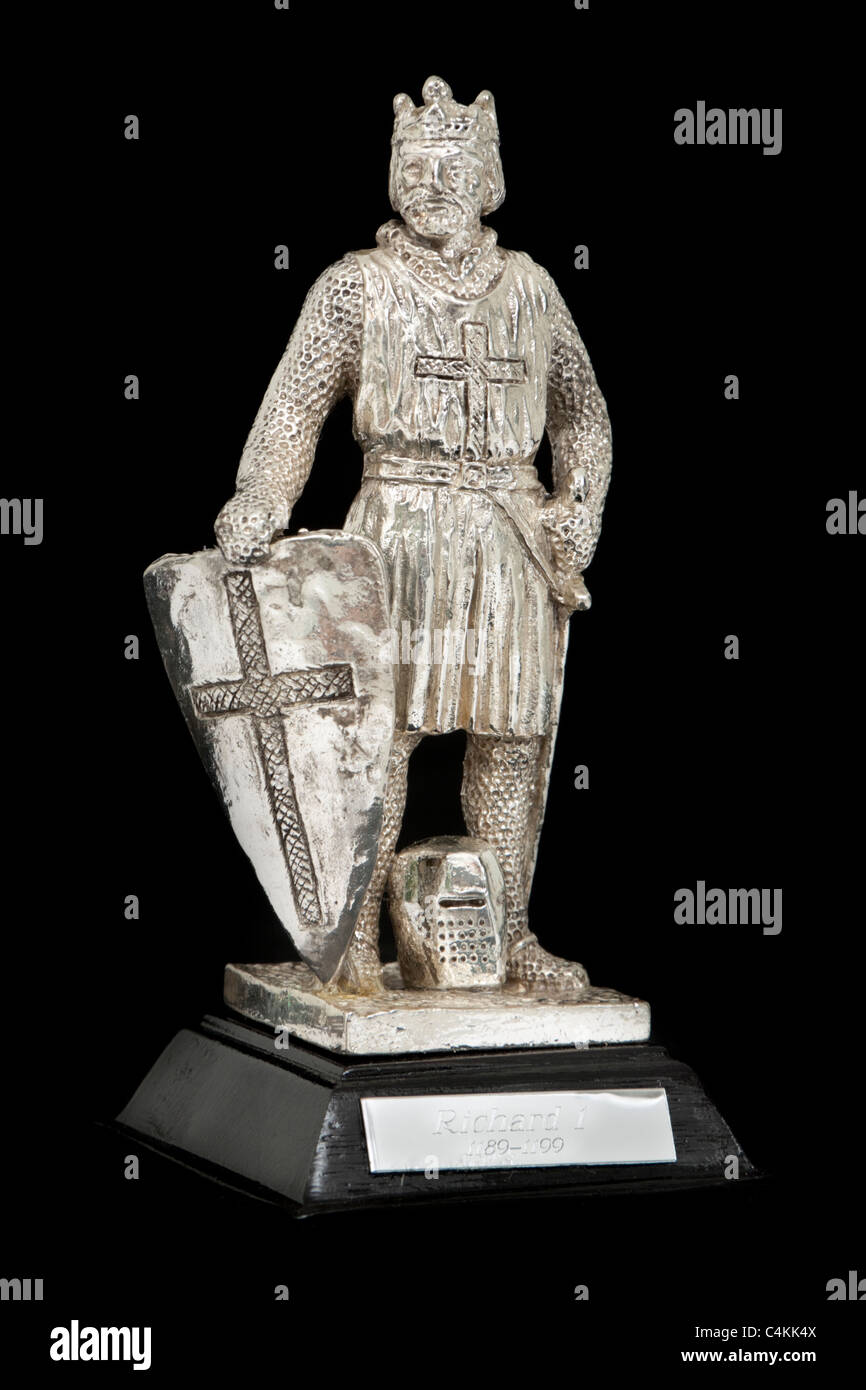 König Richard ich (1189-1199) Zinn Skulptur von Royal Hampshire Kunstgießerei (Richard The Lion Heart) Stockfoto