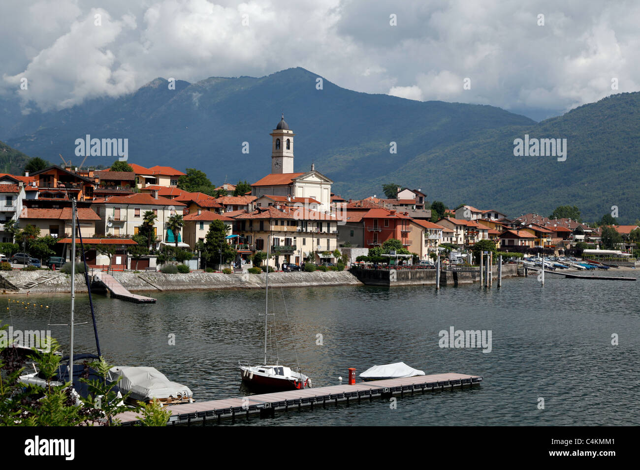 Feriolo di Baveno Seepromenade und Hafen Stockfoto