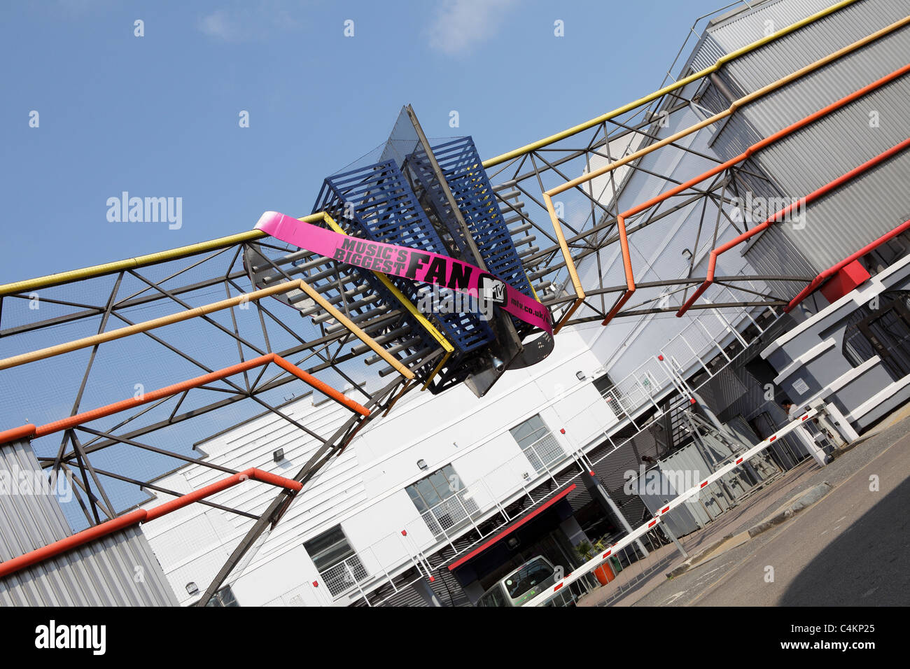 MTV Studios, alle - Digitale Fabrik in Hawley Crescent, inmitten der geschäftigen und sehr damit beschäftigt, Camden Town. Stockfoto