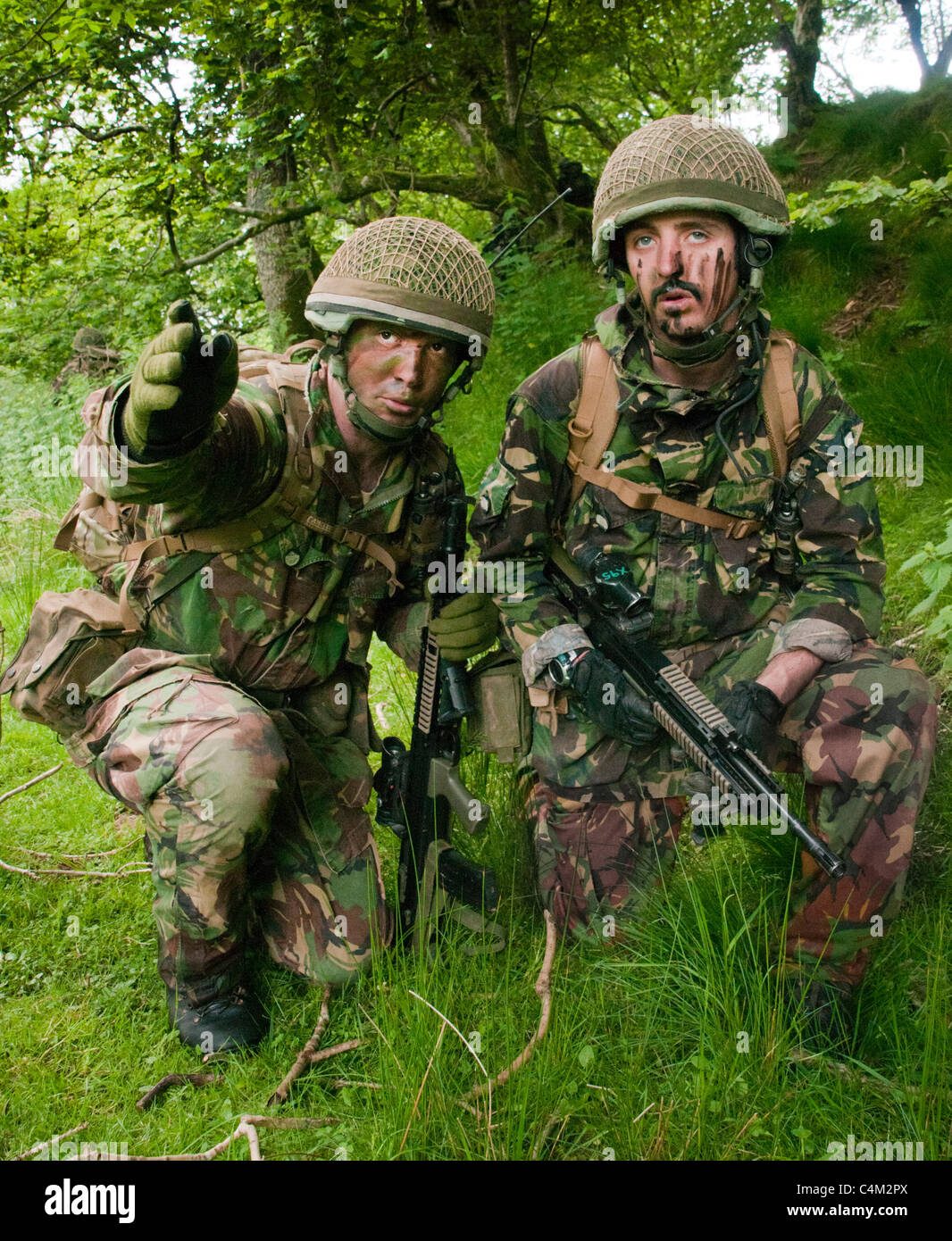 TA-Soldaten, die Ausbildung auf dem Truppenübungsplatz Sennybridge in Wales Stockfoto