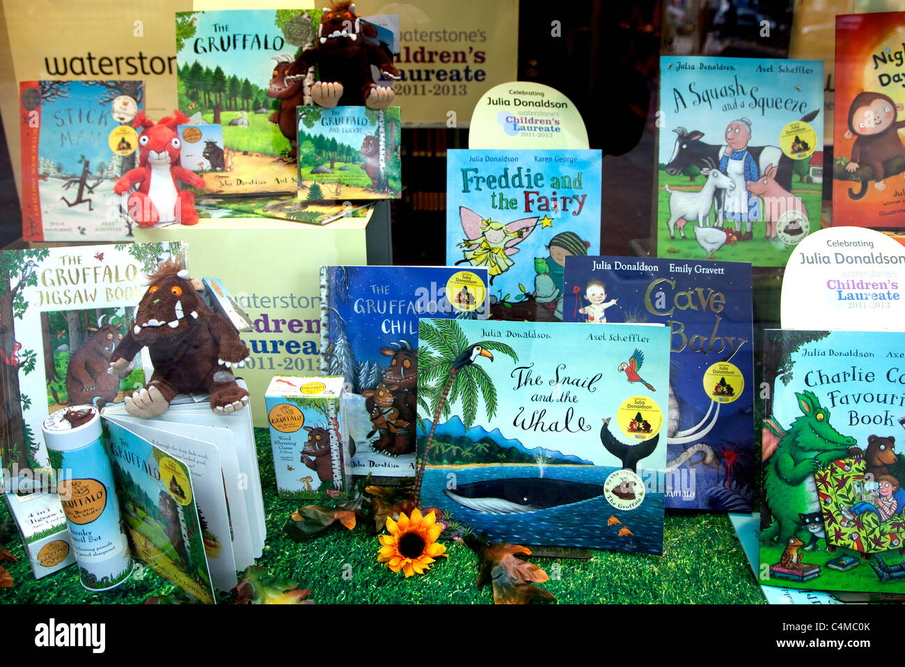 Gruffalo Autorin Julia Donaldson ist neue Kinder Preisträgerin: Buchhandlung Display, London Stockfoto