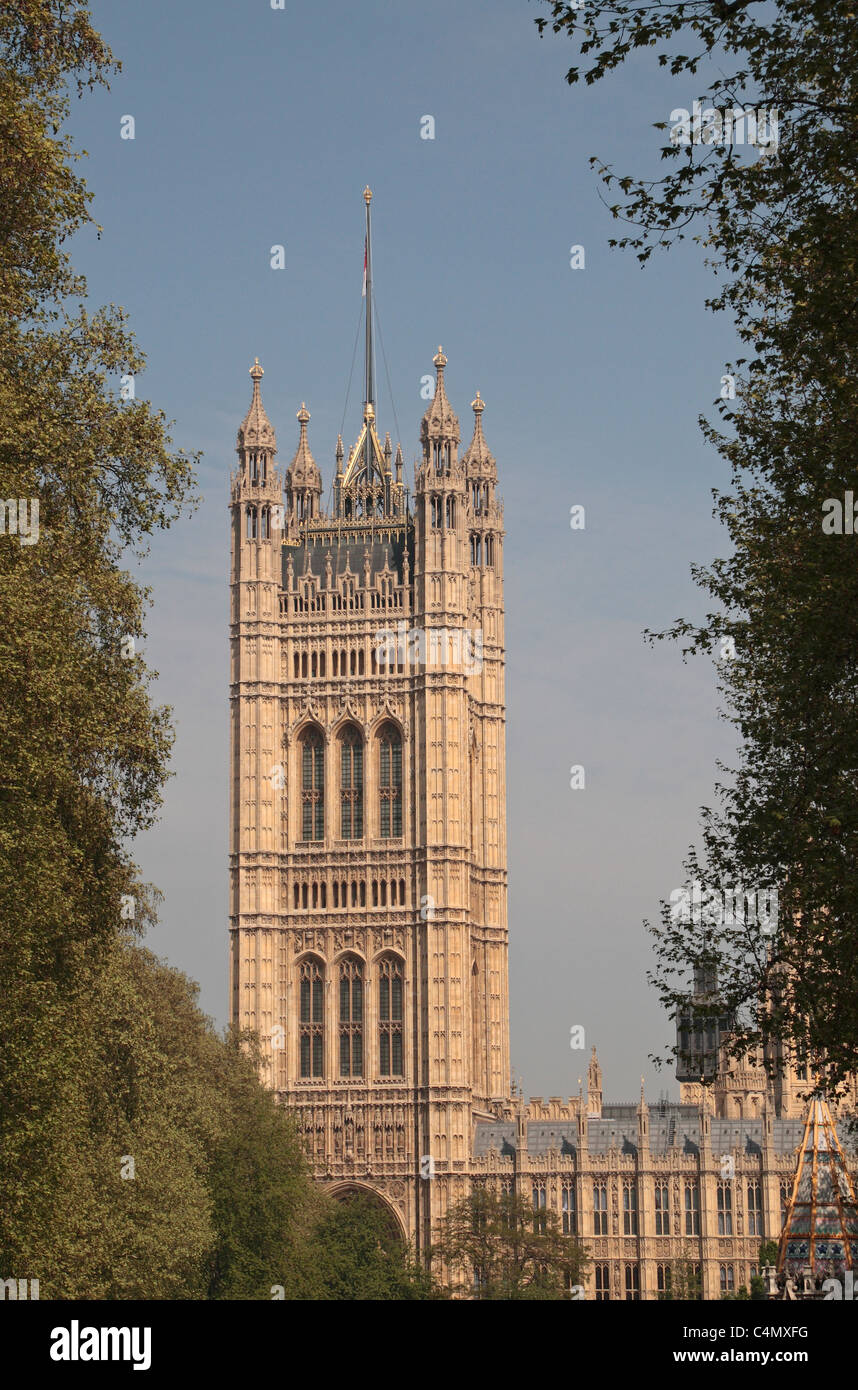 Victoria Tower und der Palace of Westminster (Houses of Parliament) in London England. Stockfoto