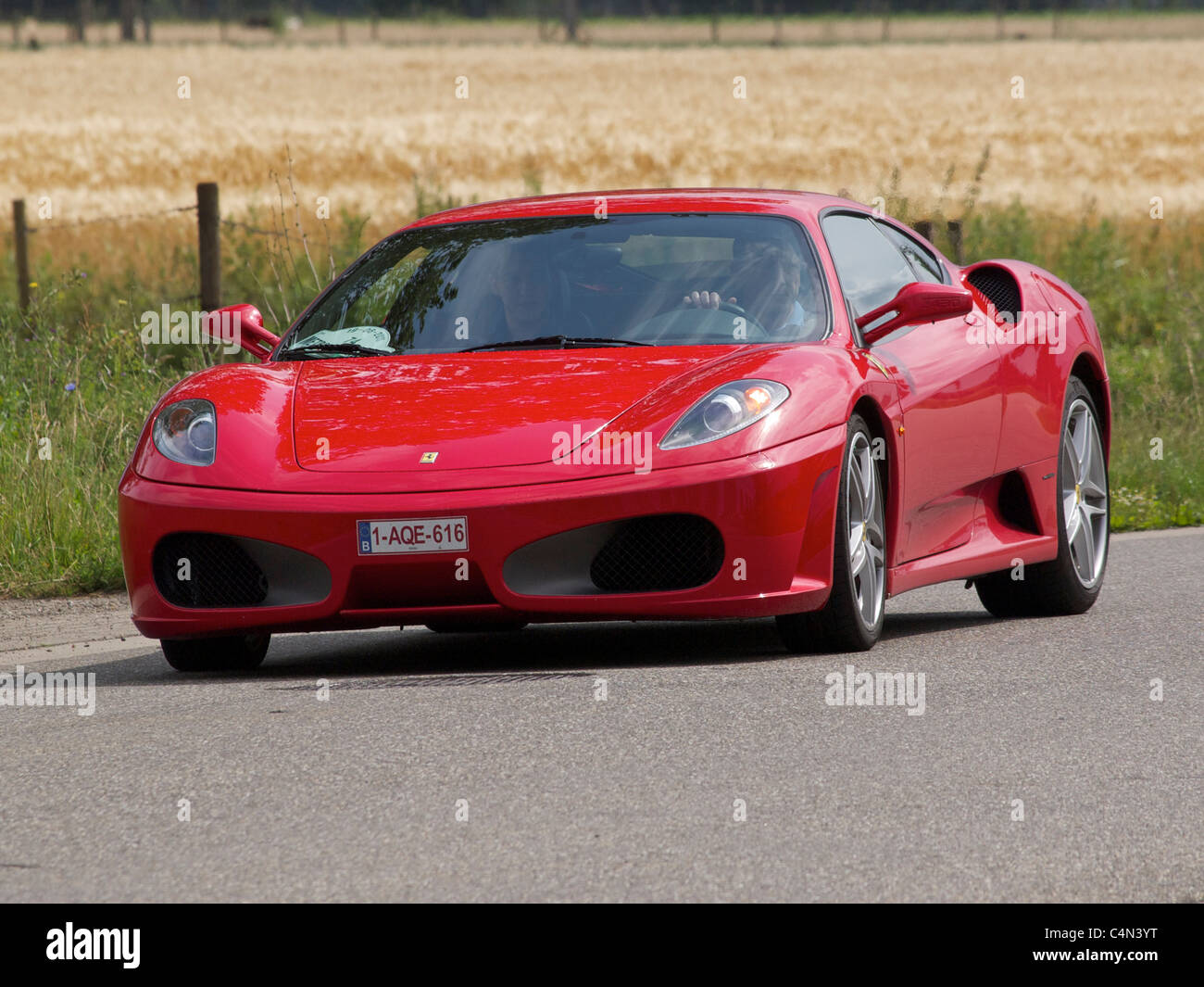 Roter Ferrari F430 Sportwagen Stockfoto