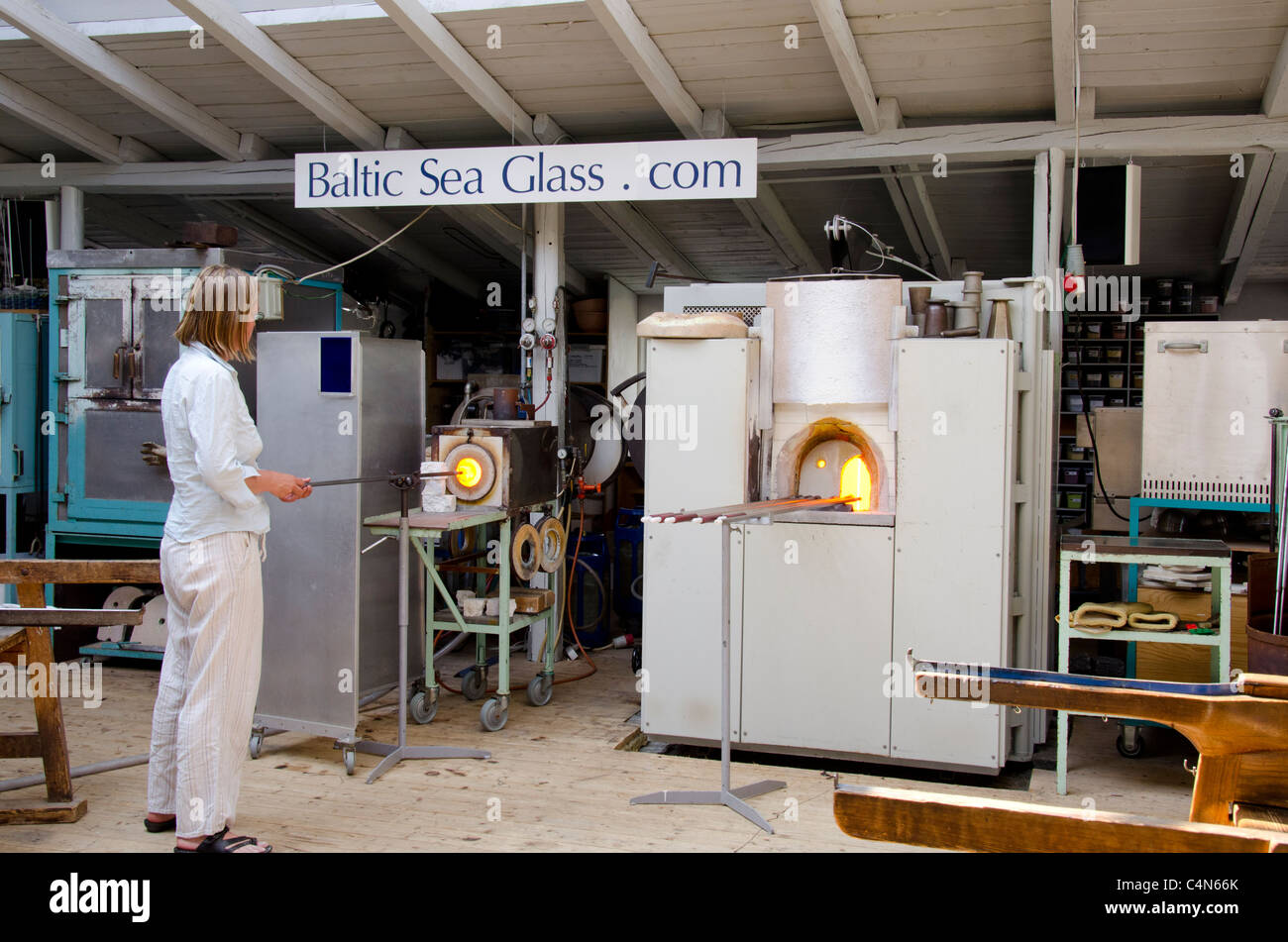 Dänemark, Insel Bornholm Gudhjem. Baltic Sea Glass Workshop. Stockfoto