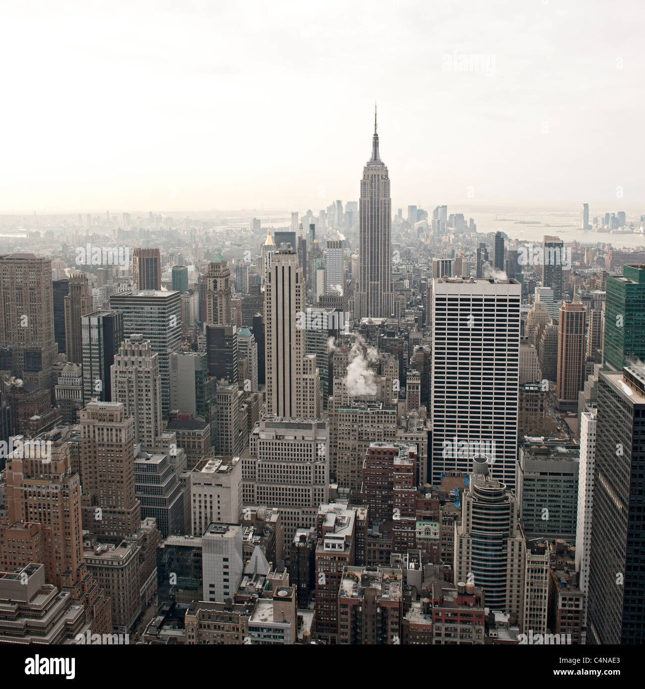 New York City Skyline-Blick vom Rockefeller Center, New York, USA Stockfoto