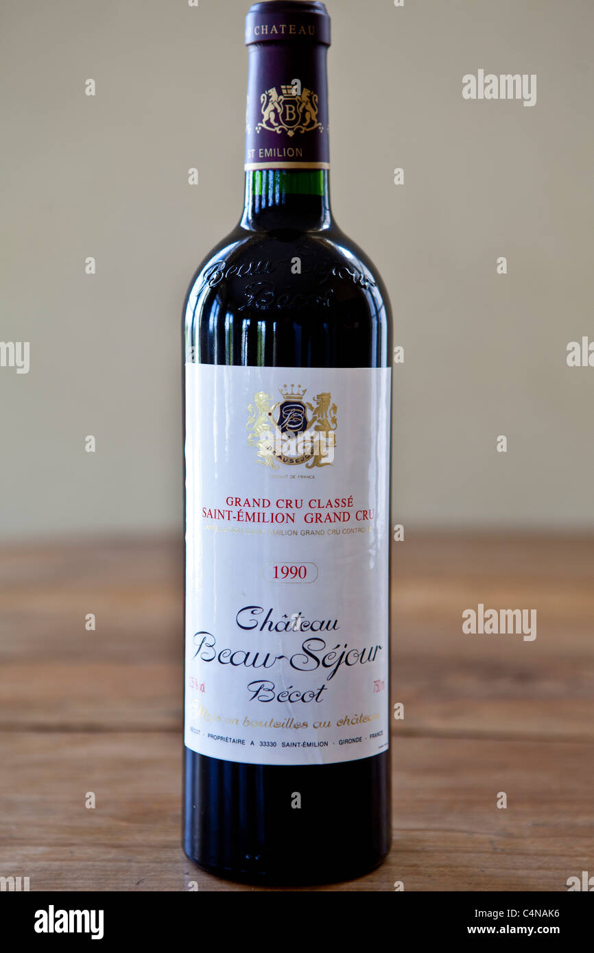 Feiner Wein Chateau Beau Sejour Becot 1990 Jahrgang Grand Cru Classe Saint Emilion Grand Cru Bordeaux Weinregion, Frankreich Stockfoto