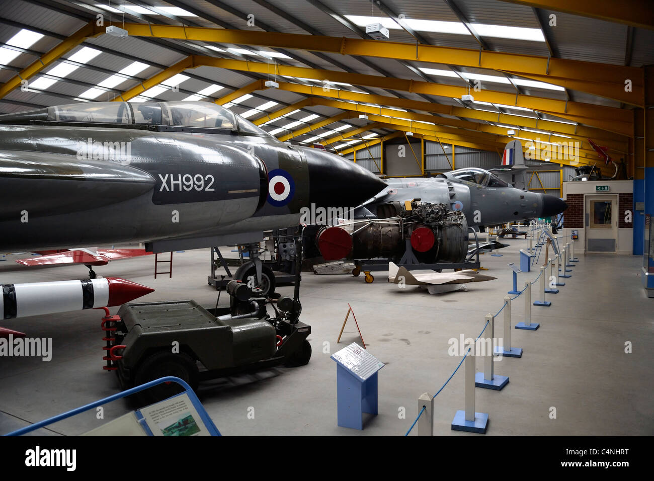 Erhaltene Harrier und Javelin Flugzeuge im Newark Aviation Museum in Lincolnshire Stockfoto
