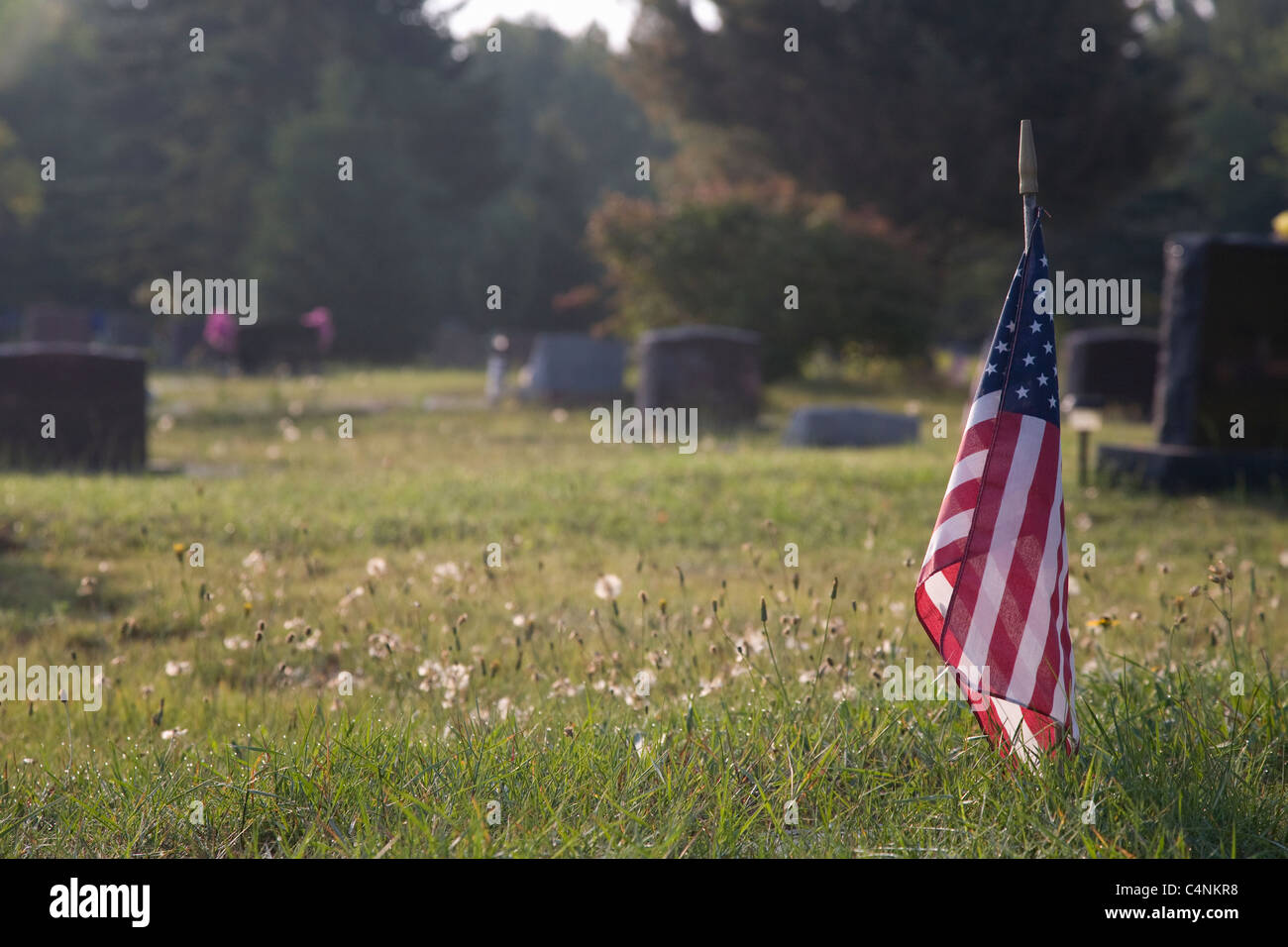 Amerikanische Flagge im Friedhof, Marquette, Michigan Stockfoto