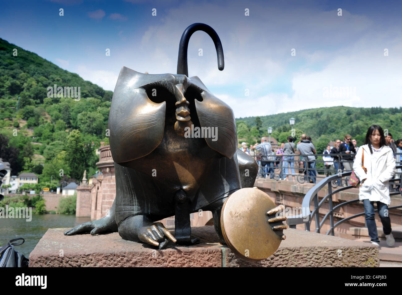 Brueckenaffe Brücke Bronze Affen Skulptur von Gernot Rumpf Heidelberg Baden-Württemberg Deutschland Deutschland Stockfoto