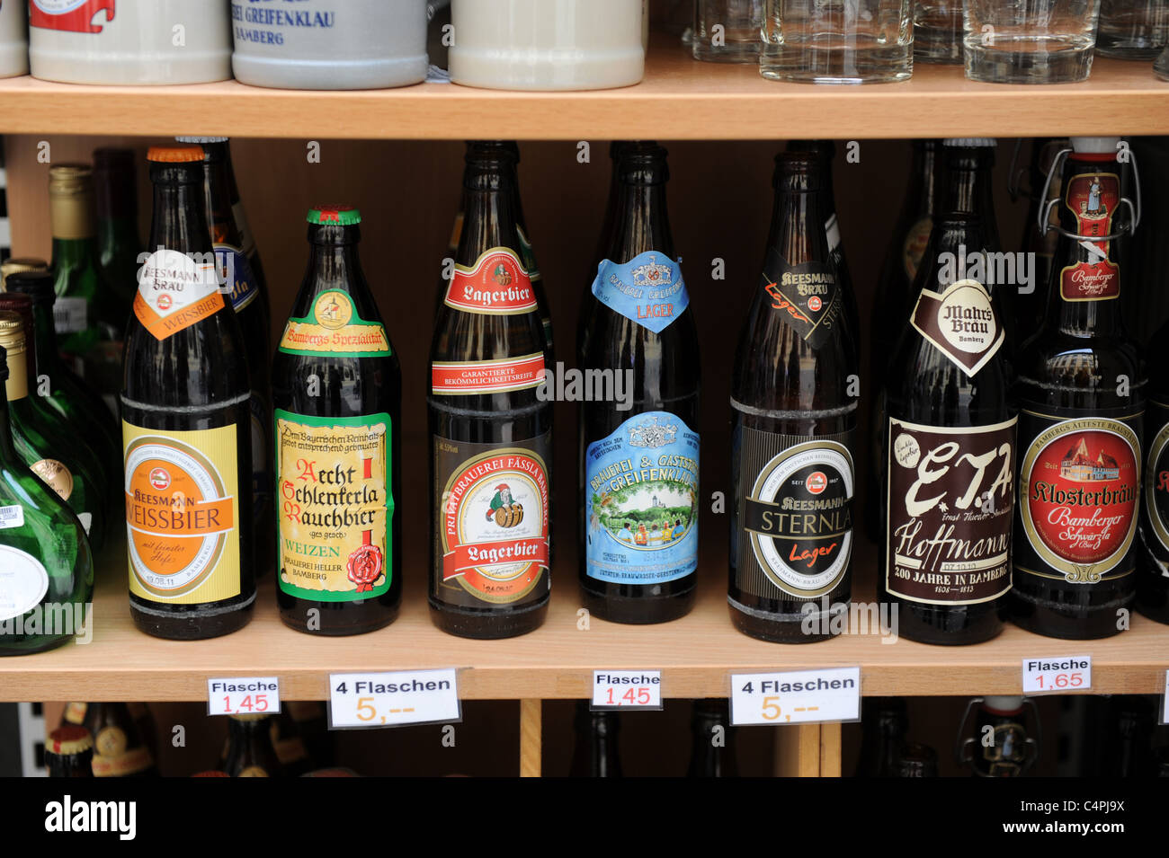 Bamberger Bier zum Verkauf Bayern Deutschland Deutschland Stockfoto