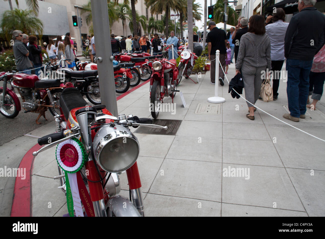 Oldtimer-italienische Motorräder im Jahr 2011 Rodeo Drive Concours d ' Elegance Stockfoto