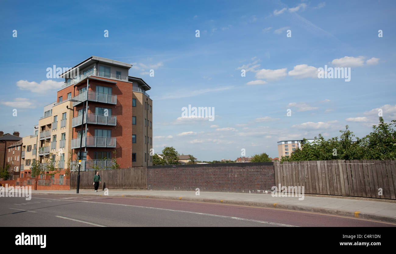 Street Scene auf Junction Road, London, England, UK. Stockfoto