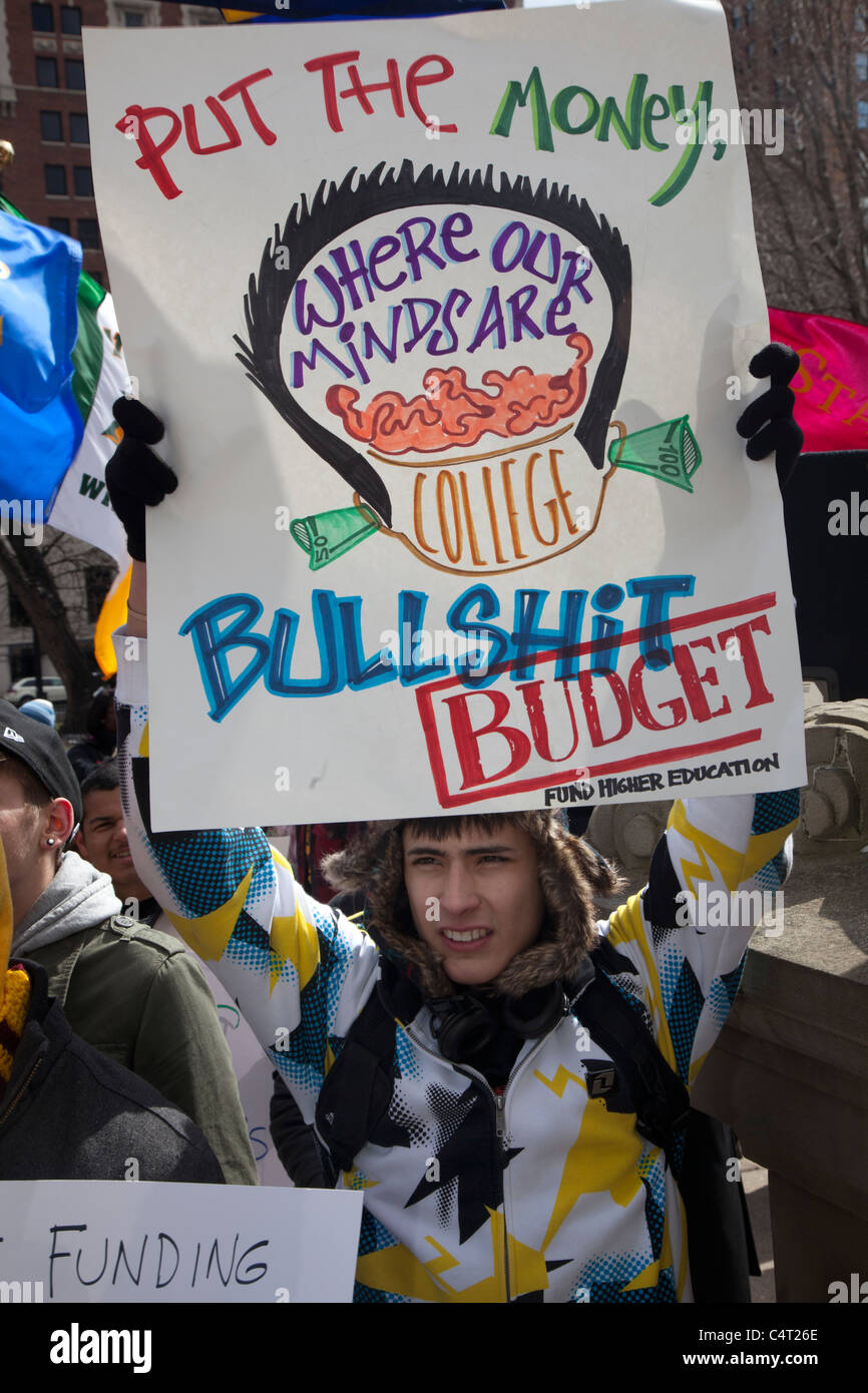 Studenten-Kundgebung gegen Budgetkürzungen für höhere Bildung in Michigan Stockfoto