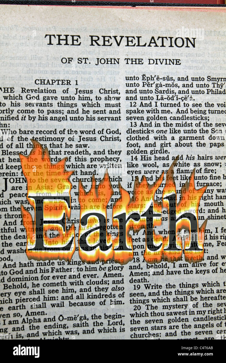 Ein Konzeptbild von Armageddon mit dem Wort Erde in Flammen überlagert, der Offenbarung der Bibel. Stockfoto