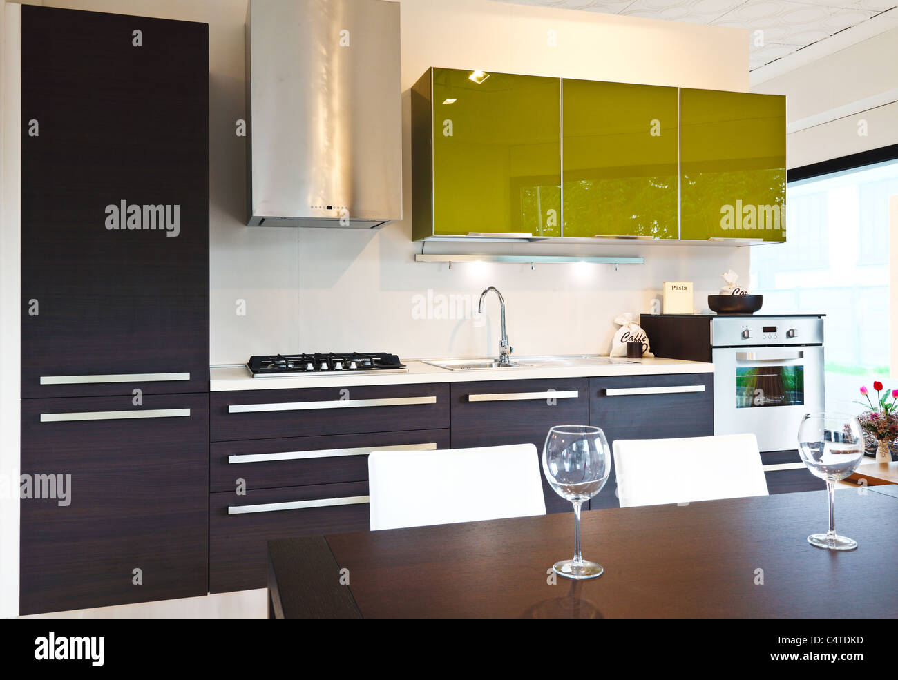 schönes Bild der modernen Küche-Hintergrund Stockfoto