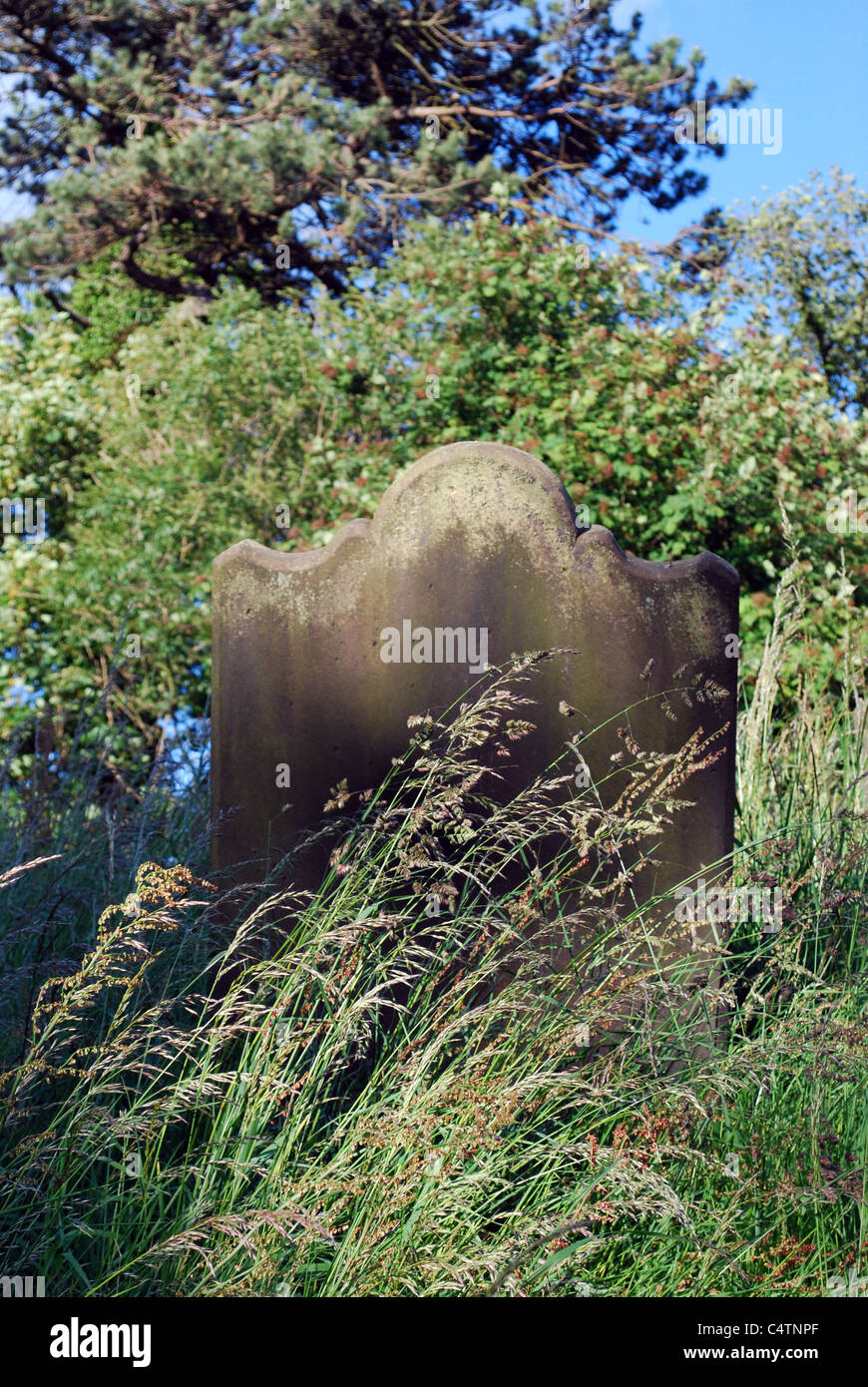 Graveyard englische grabsteine Fotos und Bildmaterial in hoher