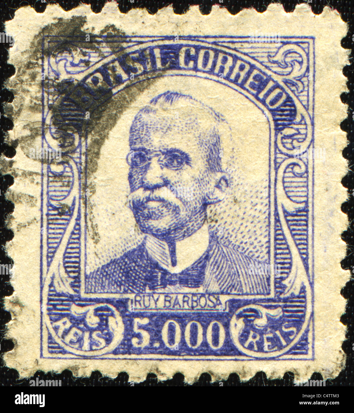 Brasilien - ca. 1929: Eine Briefmarke gedruckt in Brasilien zeigt Ruy Barbosa, ca. 1929 Stockfoto