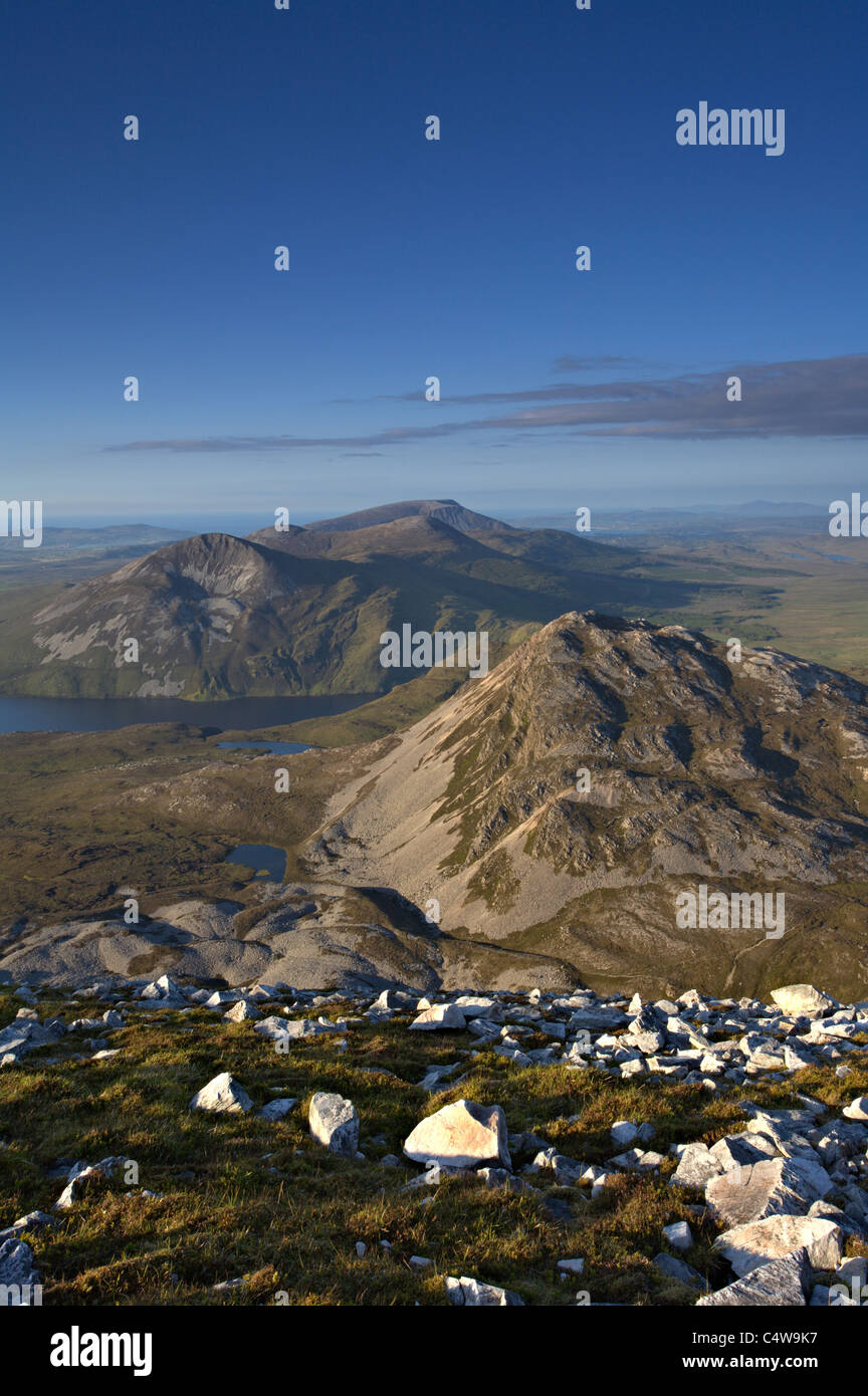 Flanken des Mount Errigal der höchste Berg in der Grafschaft Donegal, Südirland. Stockfoto