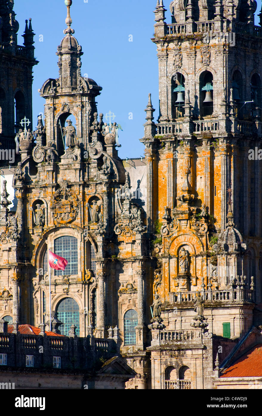Detail von der Vorderseite der Kathedrale Santiago De Compostela Stockfoto
