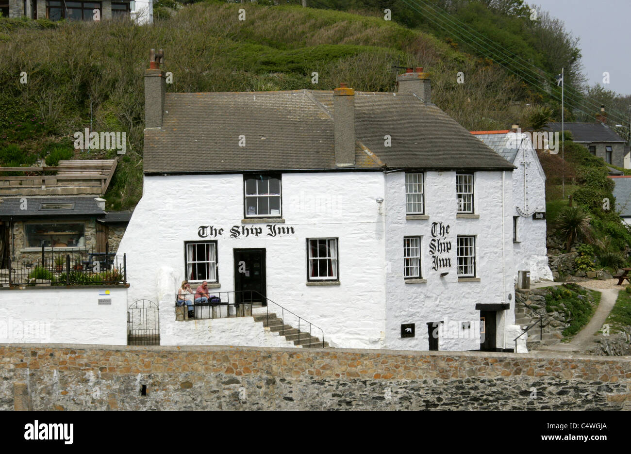 The Ship Inn, Porthleven Hafen, Cornwall, UK Stockfoto