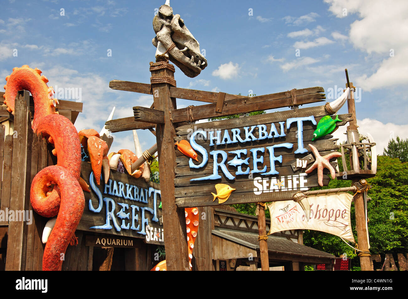 "Sharkbait Riffaquarium" Mutiny Bay, Alton Towers Themenpark Alton, Staffordshire, England, Vereinigtes Königreich Stockfoto
