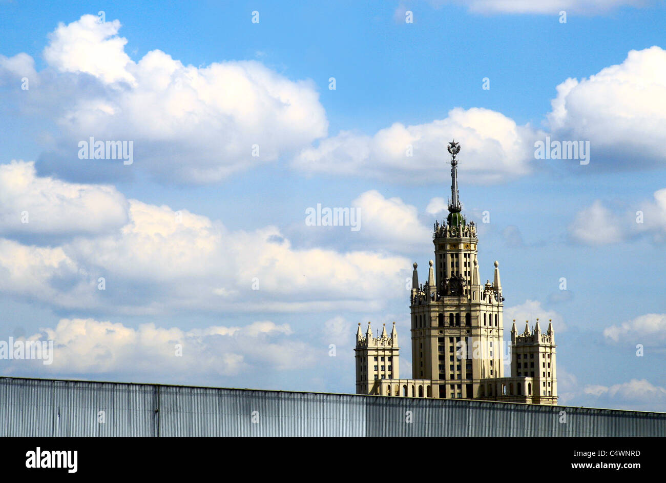 Kotelnicheskaya Damm Gebäude in Moskau Stockfoto