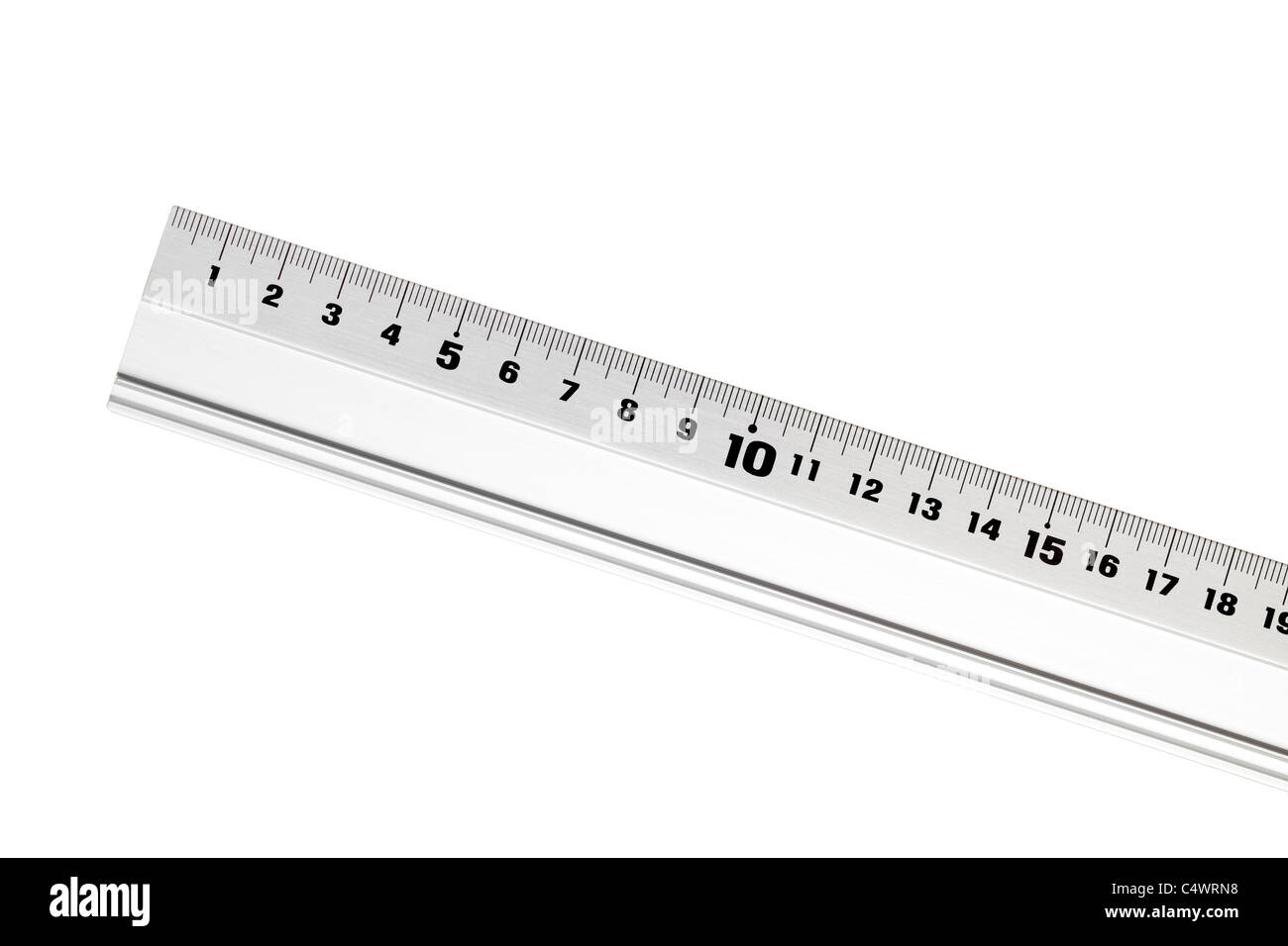Metall-Lineal isoliert auf weißem Hintergrund Stockfoto