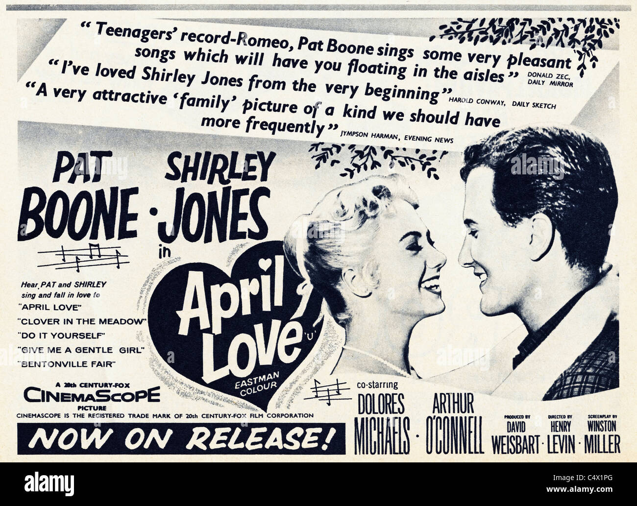 Ursprünglichen Zeit Anzeige im Magazin ca. 1958 Werbefilm APRIL LOVE mit PAT BOONE & SHIRLEY JONES Stockfoto