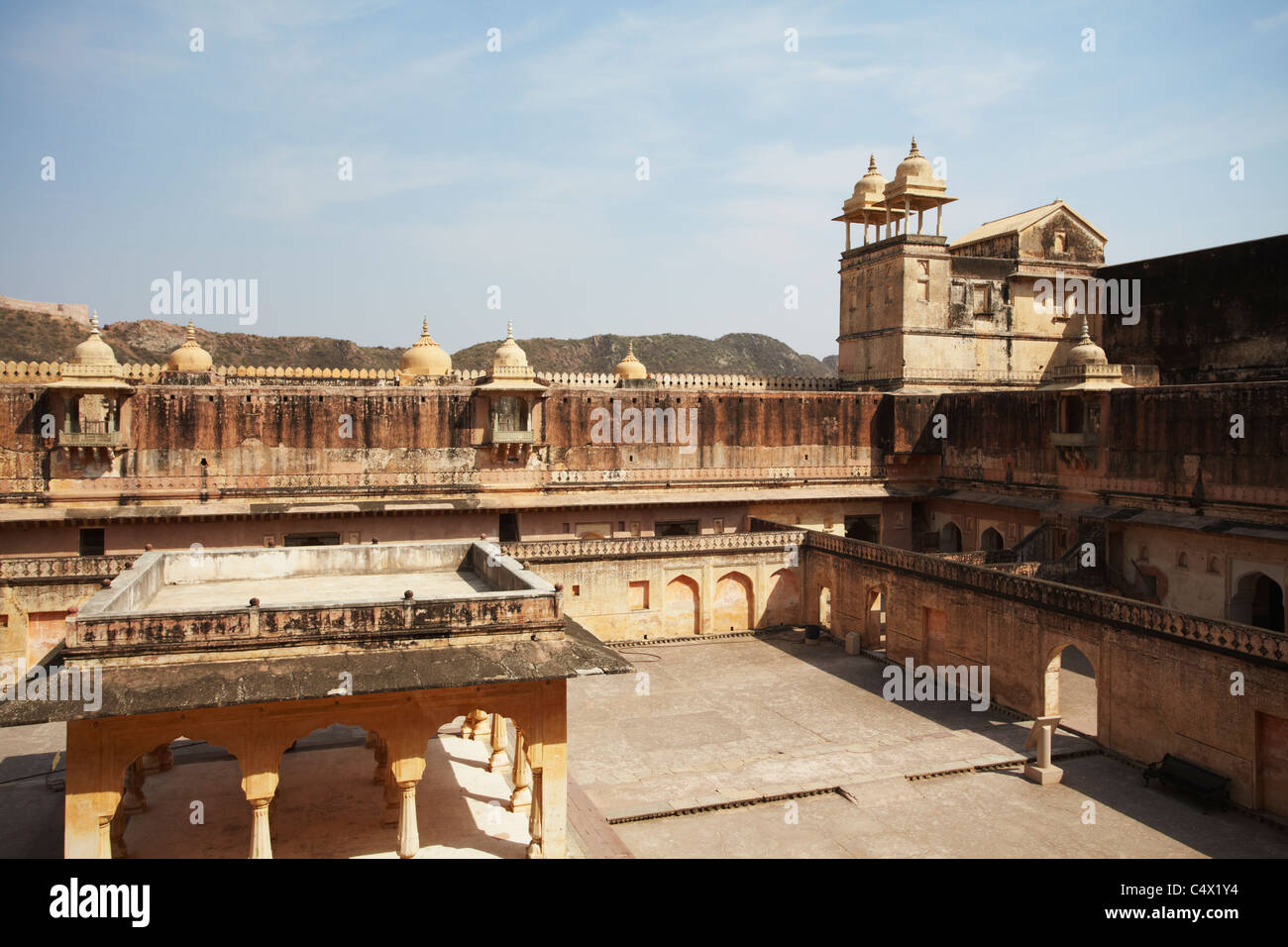 Innenhof des Palastes der Mann Singh i., Amber Fort, Jaipur, Rajasthan, Indien Stockfoto