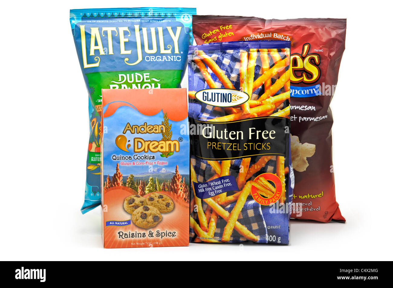 Glutenfreie Lebensmittel, Bio Chips / Cookies, Nachos, Popcorn, Brezeln Stockfoto