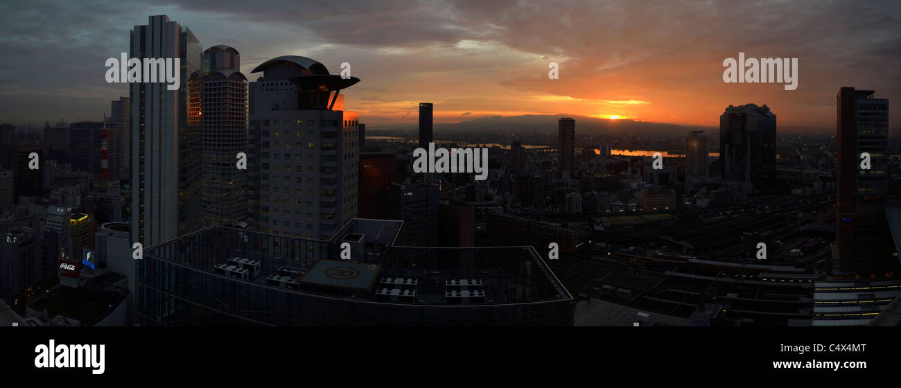 Panorama der Stadt Osaka Downtwon, Umeda Bezirk, Japan JP Stockfoto