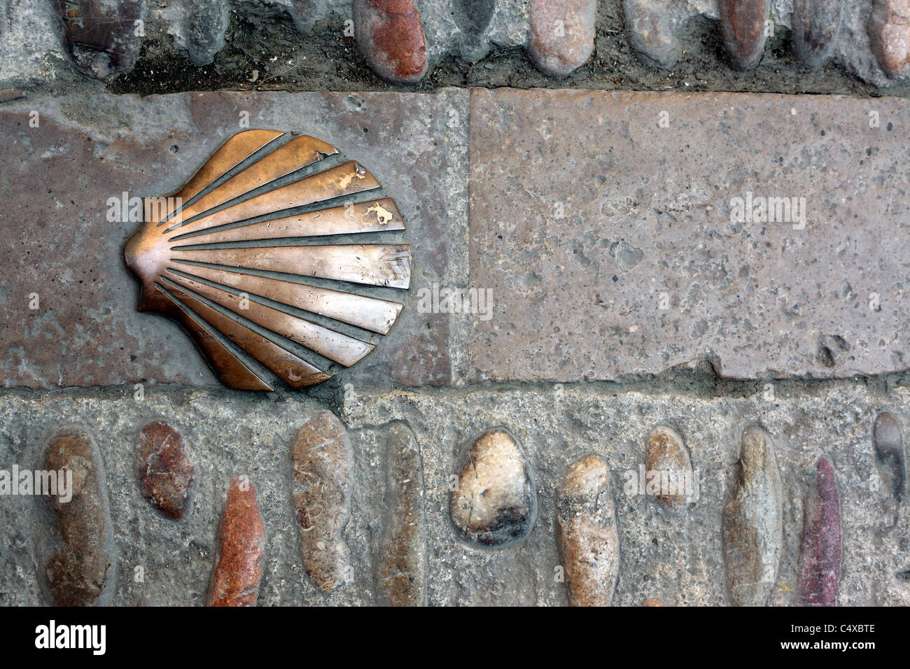 Die Jakobsmuschel, Emblem des St. James, Estella-Lizarra, Navarra, Spanien Stockfoto