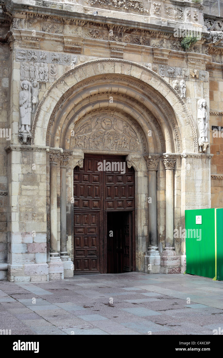 Basilika San Isidoro, Leon, Kastilien und Leon, Spanien Stockfoto