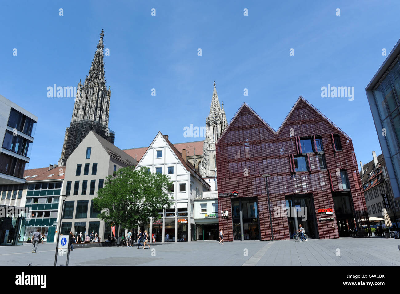 Alte und moderne Architektur in Ulm Baden-Württemberg Deutschland Deutschland Stockfoto