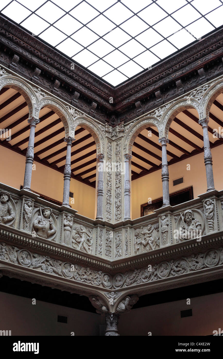 Renaissance Innere des Patio De La Infanta, Zaragoza, Aragon, Spanien Stockfoto