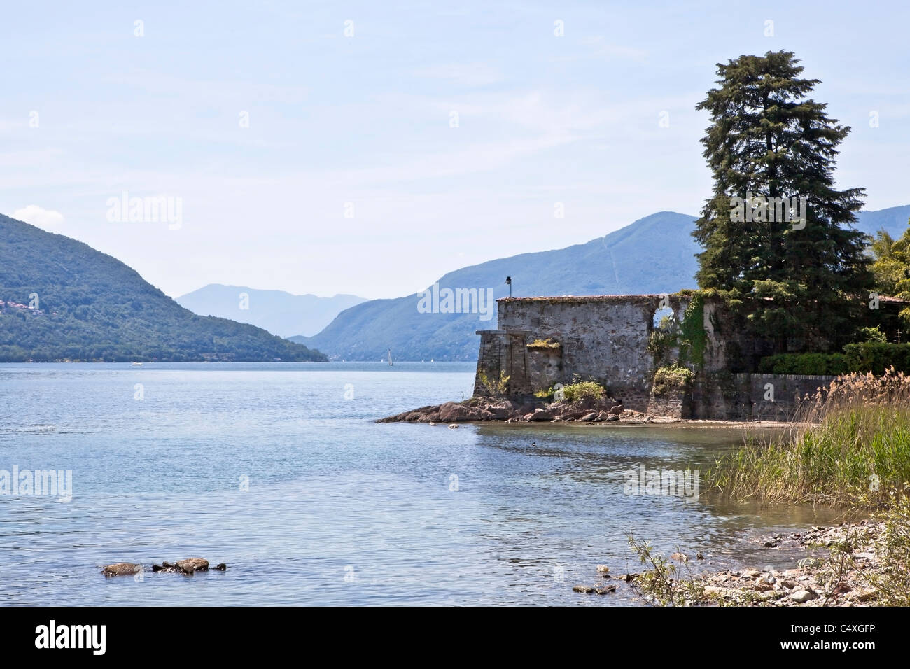Mit Blick auf den Lago Maggiore und die Isole di Brissago Stockfoto