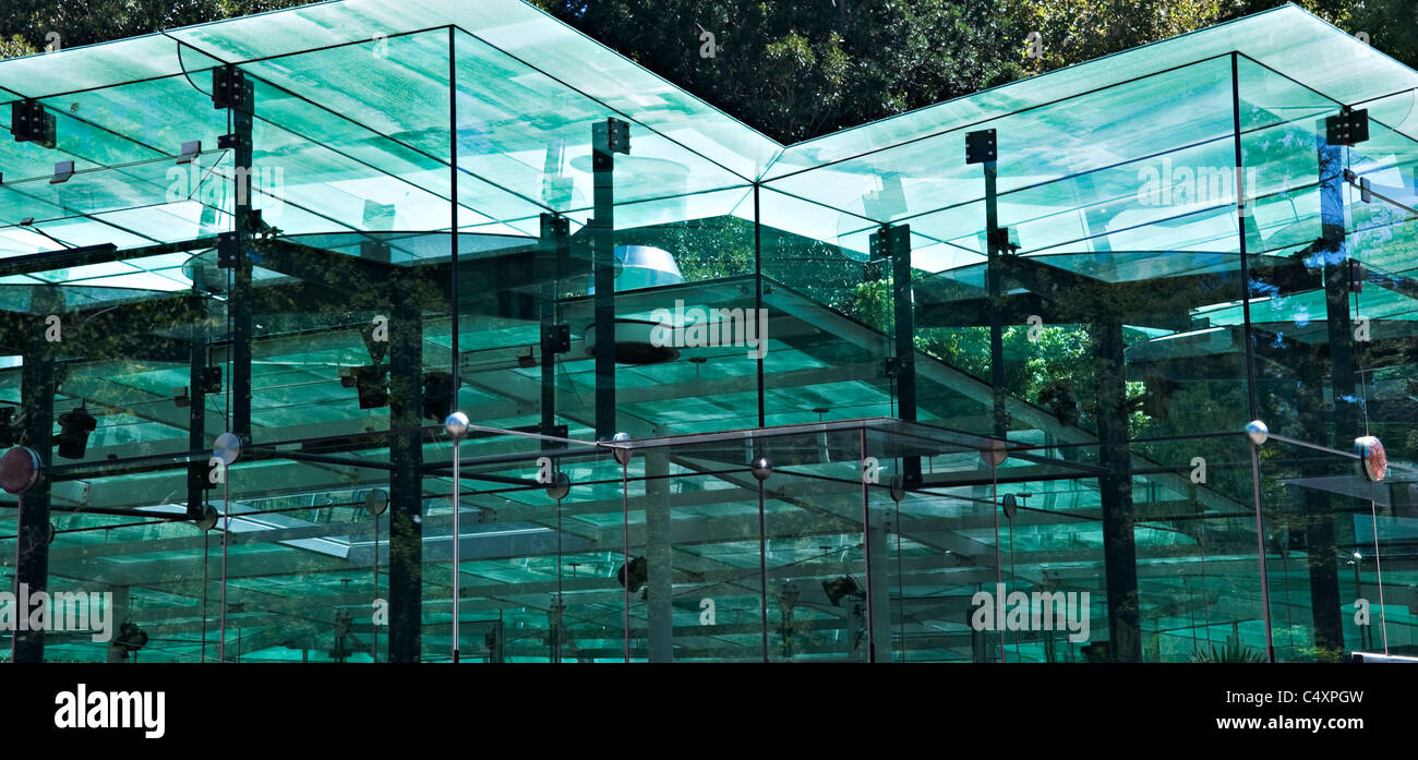 Das erstaunliche Glas verkleidete Amazon Water Lily Pavillon in Adelaide  Botanic Garden South Australia Stockfotografie - Alamy