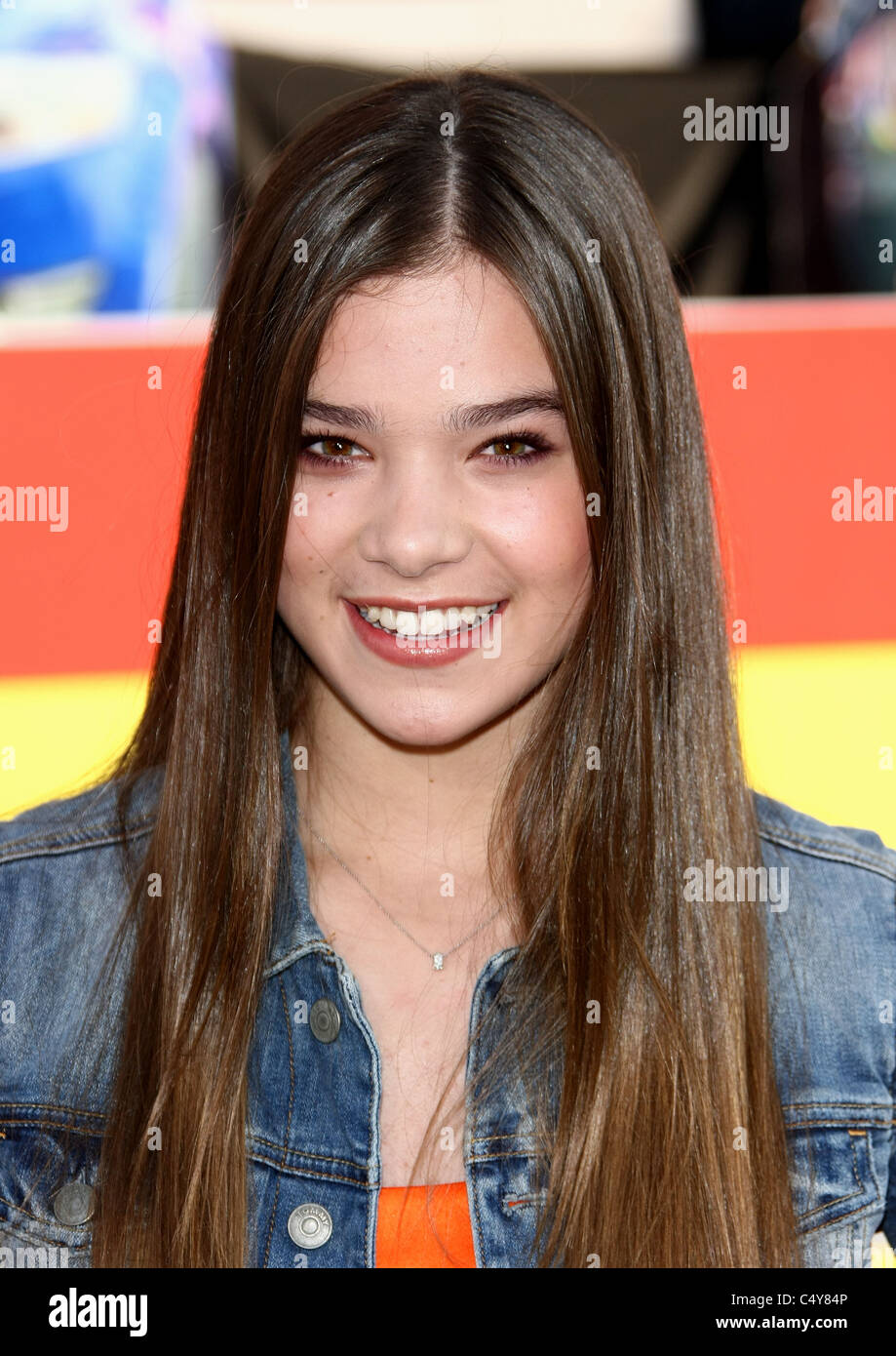 HAILEE STEINFELD CARS 2. PREMIERE HOLLYWOOD LOS ANGELES Kalifornien USA 18. Juni 2011 Stockfoto