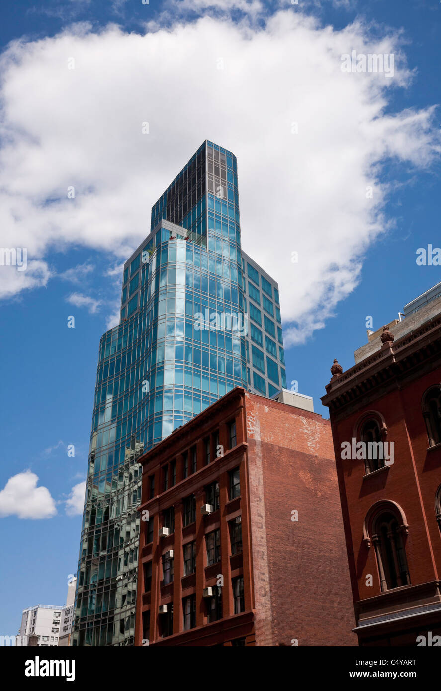 Eigentumswohnung-Turm, 445 Lafayette St. am Astor Place und Cooper Square, New York Stockfoto