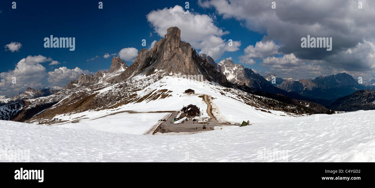 120 Panorama Pass Giau Richtung M. Averau, Santa Lucia, Vento, Dolomiten, Italien, Europa Stockfoto
