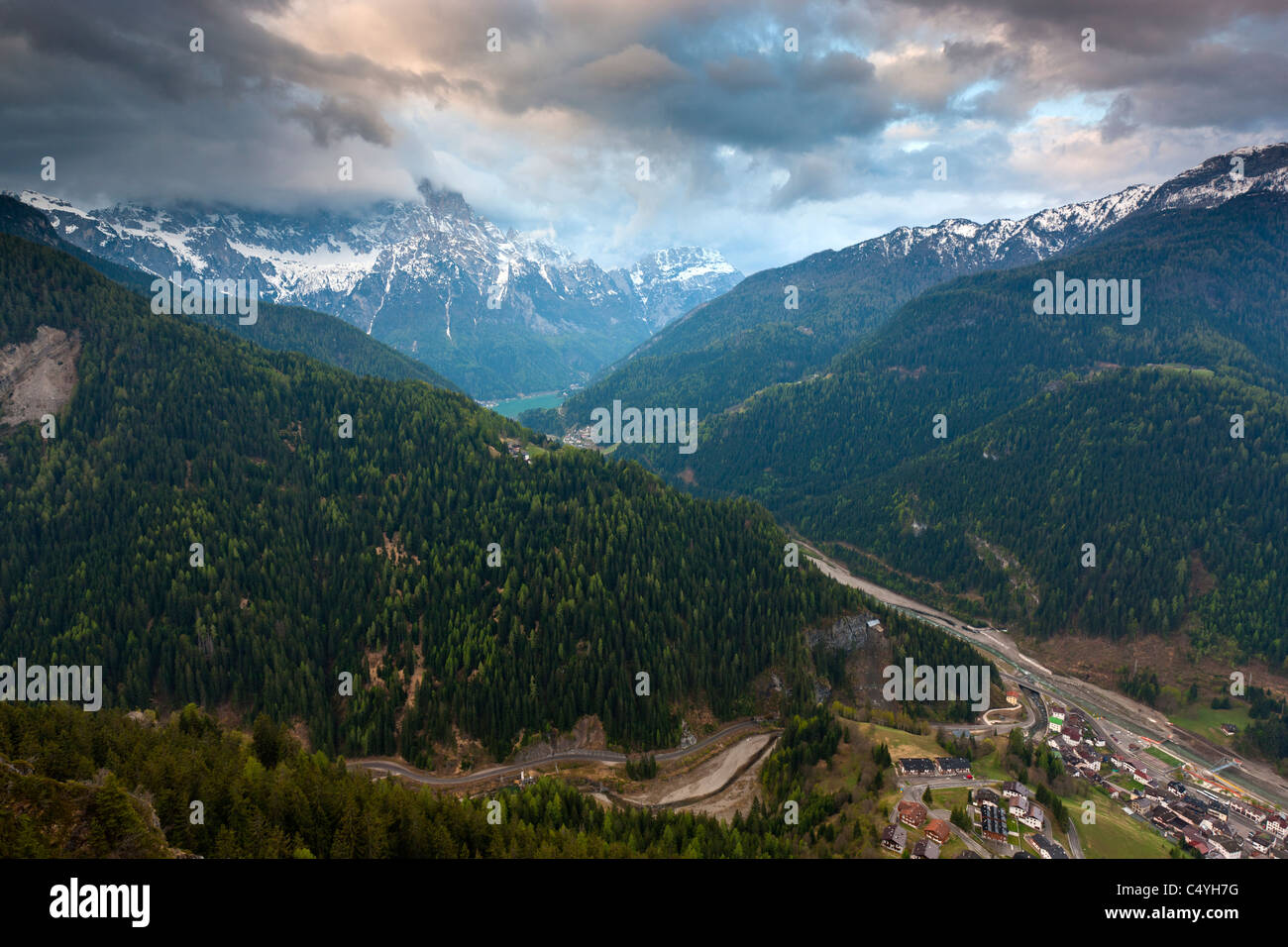 Blick über Val Pettorina in Richtung Cime di Col Rean, Caprile, Veneto, Dolomiten, Italien, Europa Stockfoto