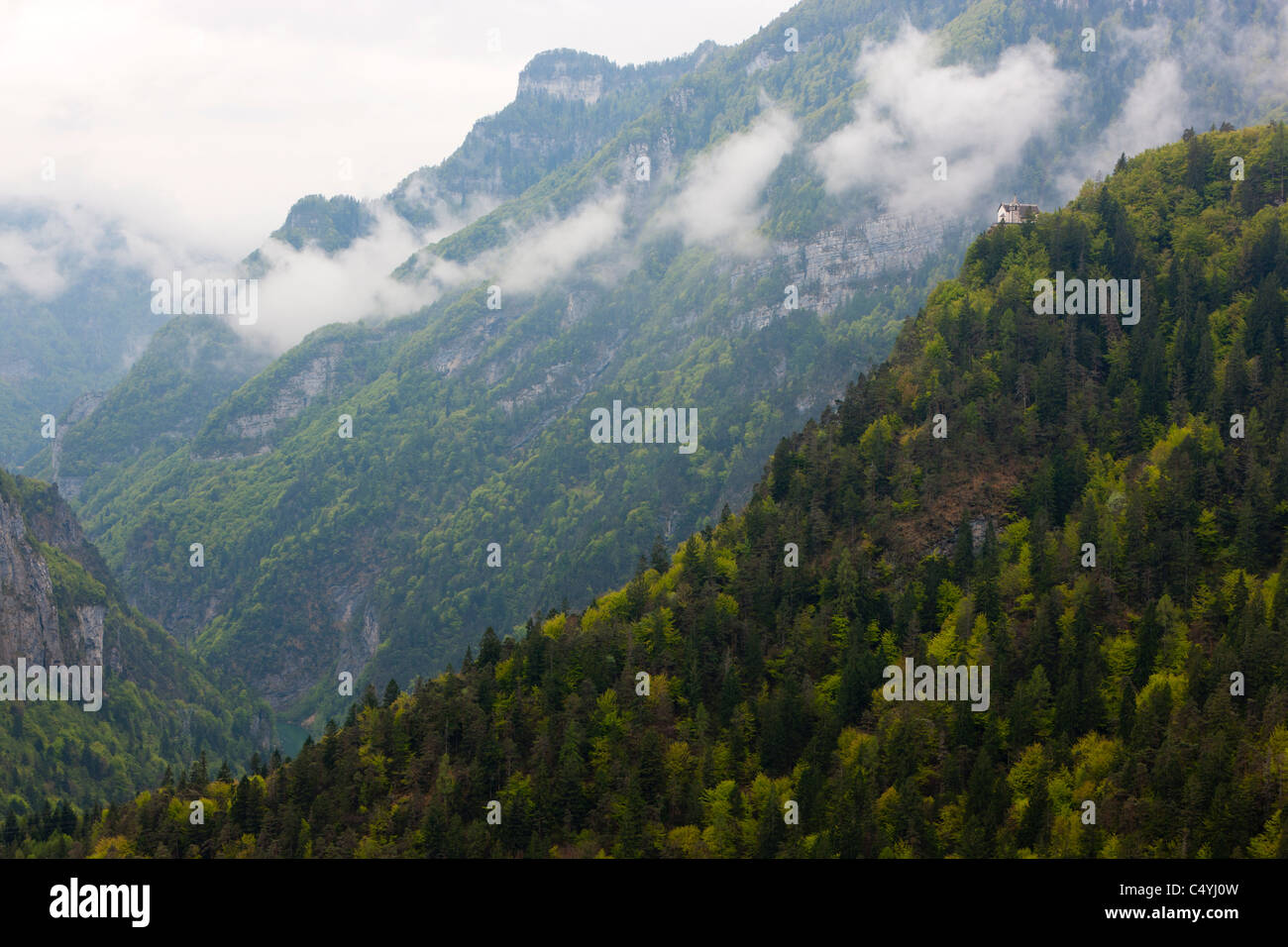 Blick Richtung Chiesetta di San Silvestro aus Gobbera, Trentino-Alto Adige, Dolomiten, Italien, Europa Stockfoto
