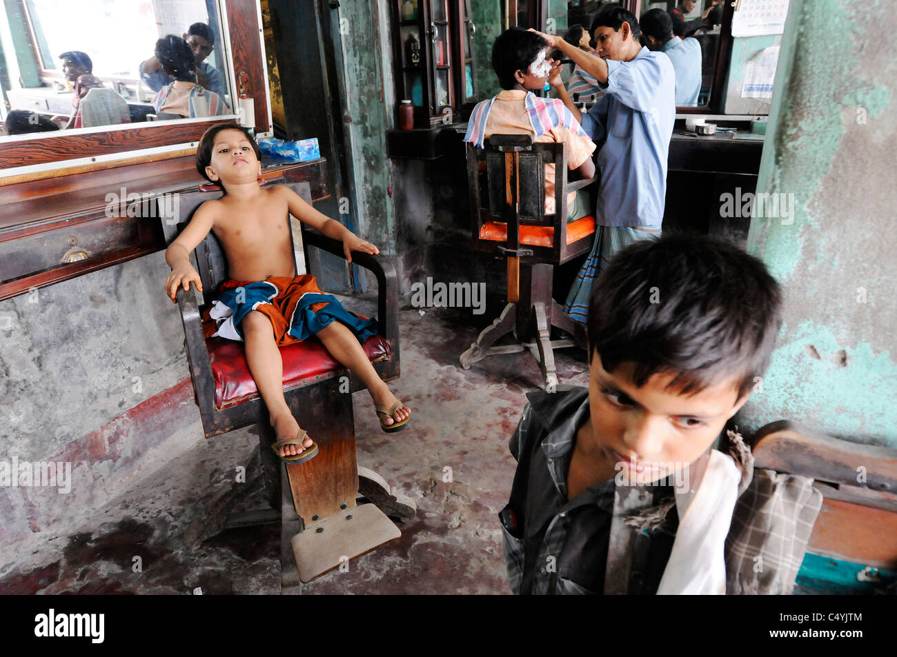 Ein Friseursalon in Kushtia, Bangladesch Stockfoto