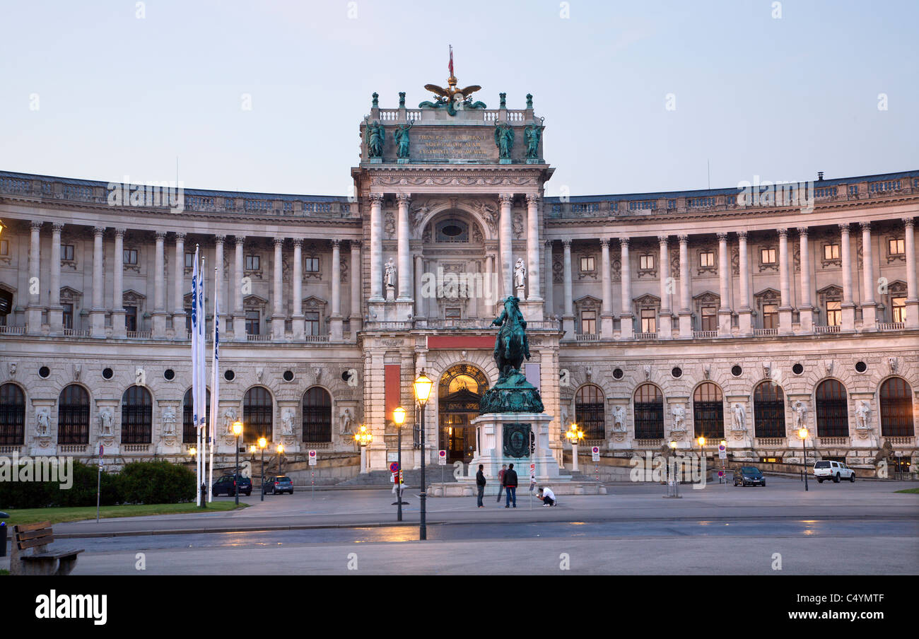 Wien - Nacional Bibliothek Morgen Stockfoto