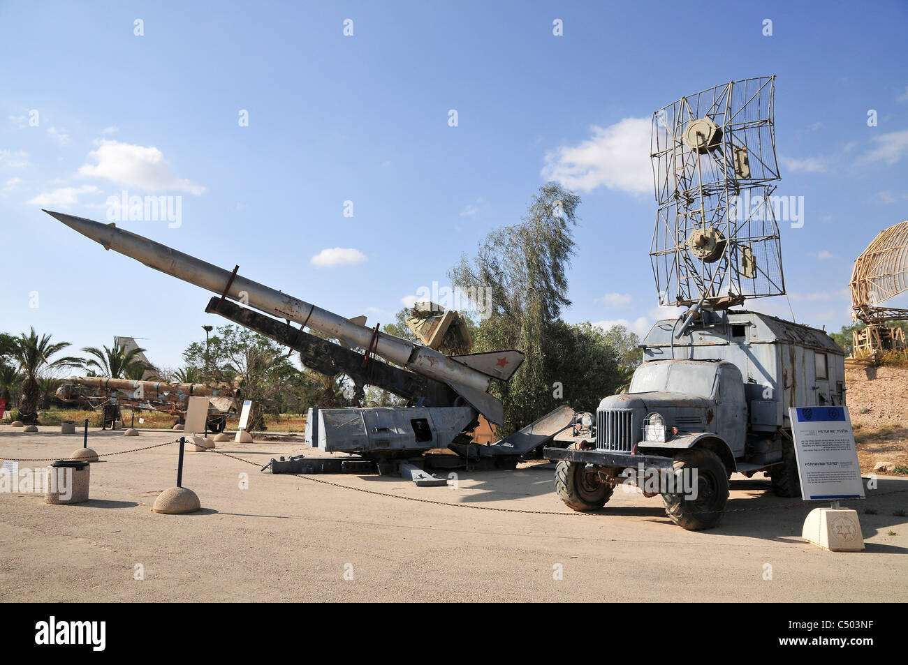 Das nationale Zentrum für Israels Luftfahrterbe. Flak-Flugabwehrrakete P-15 tragbare Radar Flatface Stockfoto