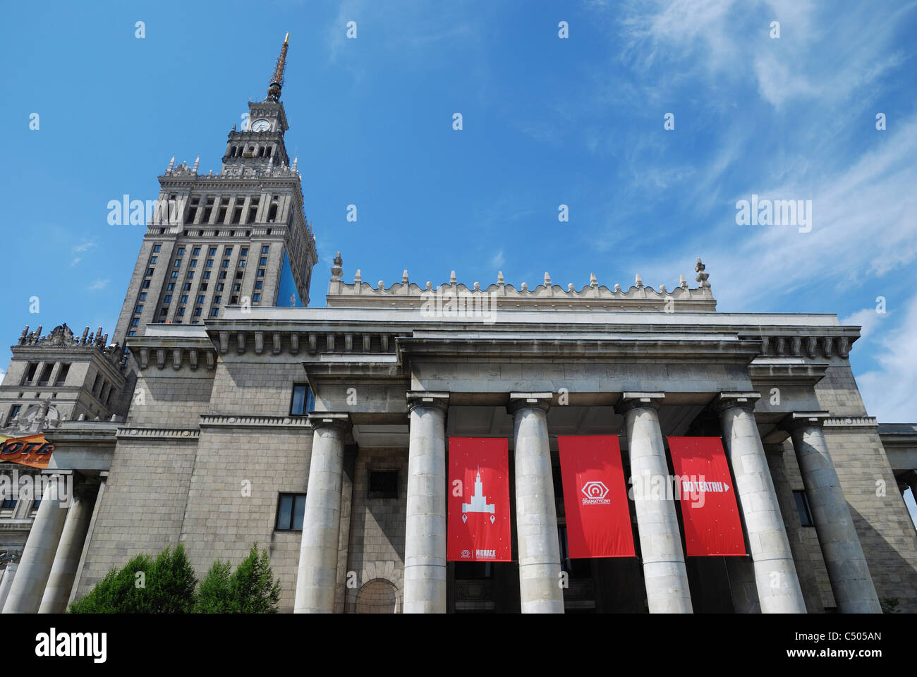 Der Palast der Kultur und Wissenschaft (Pałac Kultury i Nauki), Warschau, Polen. Stockfoto