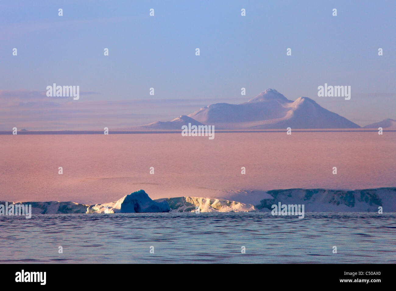 Eisberg, Süd-Shetland-Insel, Antarktis Stockfoto