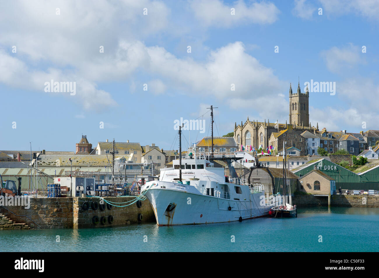 Meine Frau Norma vertäut im Hafen von Penzance Stockfoto