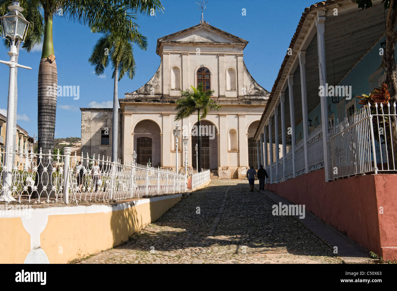 Plaza Mayor und Kirche Parroquial Bürgermeister oder Santisima Trinidad, Trinidad, Provinz Sancti Spiritus, Kuba Stockfoto