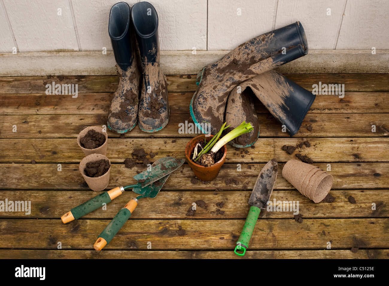 Schlammiger topf Fotos und Bildmaterial in hoher Auflösung Alamy